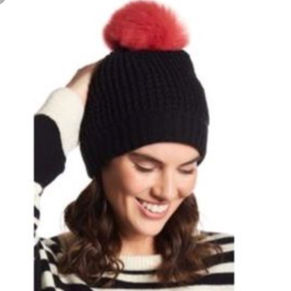 NWOT Norla Black Beanie With Pink Pom Pom